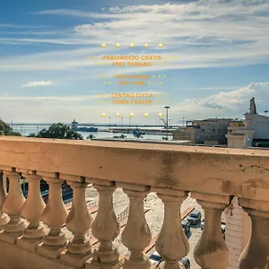  Pensión Onlyrooms Iv - Sea View & Free Parking Italia