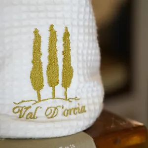 https://bb-la-colombella.it-tuscanyhotel.com